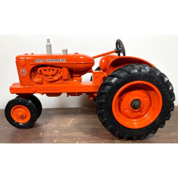 Ertl Allis-Chalmers WD-45 Tractor w/Umbrella 1995 AGCO Farm Show Edition 1202DA - Picture 2 of 15